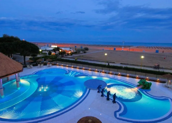 Seaside Bliss- Flat With View On The Pool Apartment *