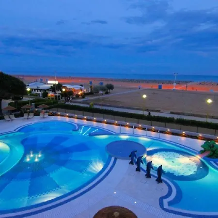 Seaside Bliss Flat With View On The Pool Apartment *