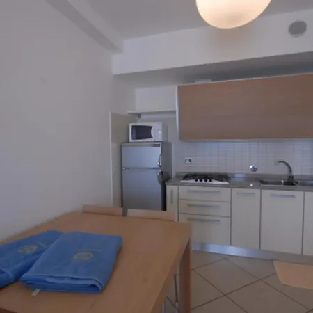 Seaside Bliss Flat With View On The Pool Apartment *