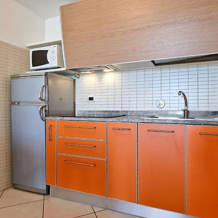 Seaside Bliss- Flat With Lovely Views 아파트