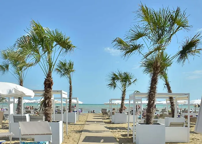 Apartman Seaside Bliss- Flat With View On The Pool