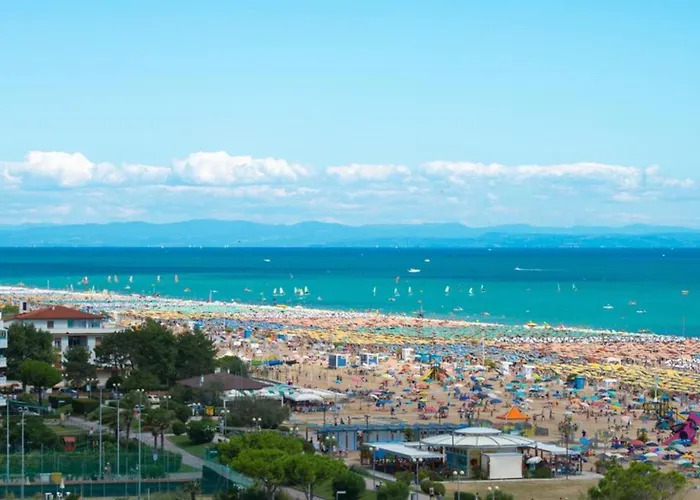 Апартаменты Seaside Bliss- Flat With View On The Pool *